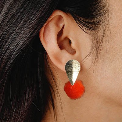 Pompom Balls Silver Drop Tassel v2