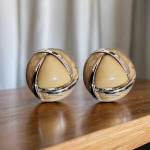 Vintage, Triangle Accents Earrings, Round
